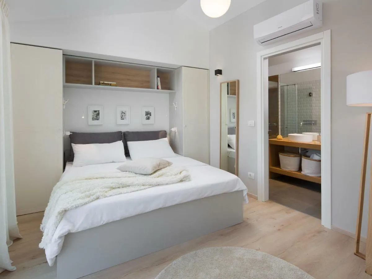 Villa Santa Marina By Interhome Tar-Vabriga